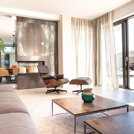 Awesome In With Kitchen Hébergement de vacances