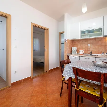Holiday home Awesome In With Kitchen *